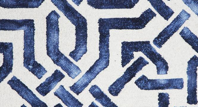 Vennesla Blue Traditional Hand-Tufted Wool 8x5 Feet Carpet (Blue, Rectangle Carpet Shape) by Urban Ladder - Front View Design 1 - 498911