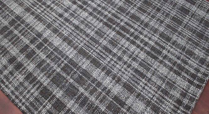 Natasha Charcoal Solid Hand-Tufted Wool 7.5x5 Feet Carpet (Rectangle Carpet Shape, Charcoal) by Urban Ladder - Front View Design 1 - 519992