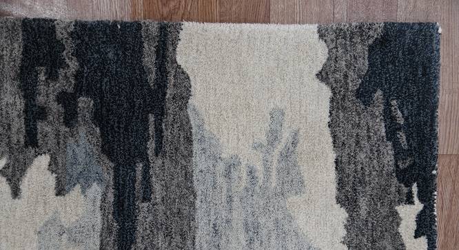 Rhett Dark Gray Abstract Hand-Tufted Viscose 8x5 Feet Carpet (Rectangle Carpet Shape, Dark Grey) by Urban Ladder - Front View Design 1 - 520528
