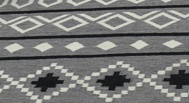 Cayden Gray Abstract Woven Wool 10x8 Feet Carpet (Grey, Rectangle Carpet Shape) by Urban Ladder - Front View Design 1 - 520889