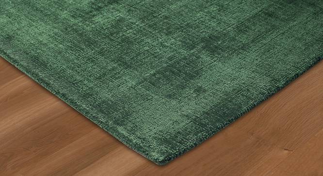 Derek Green Solid Handloom Polyester 7.8 x 5.6 Feet Carpet (Green, Rectangle Carpet Shape) by Urban Ladder - Front View Design 1 - 521356