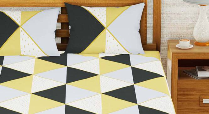 Kayden Grey/Yellow Abstract 152 TC Microfiber Double Size Bedsheet with 2 Pillow Covers (Double Size) by Urban Ladder - Front View Design 1 - 522502