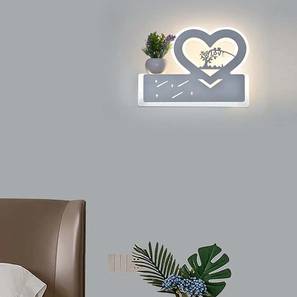 Products At 15 Off Sale Design Levi White Metal Wall Lamp (White)
