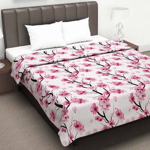 All Products Sale Design Pink & Black Floral 120 GSM Cotton Double Size Quilt