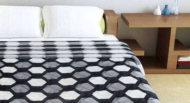 Obert Black Geometric Microfiber Double Size Comforter (Black & Grey, Double Size) by Urban Ladder - Front View Design 1 - 539901