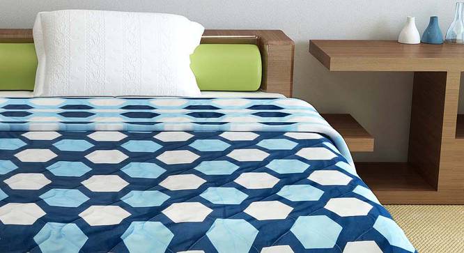 Kensley Blue Geometric Microfiber Single Size Comforter (Single Size, Navy & Sky Blue) by Urban Ladder - Front View Design 1 - 539985