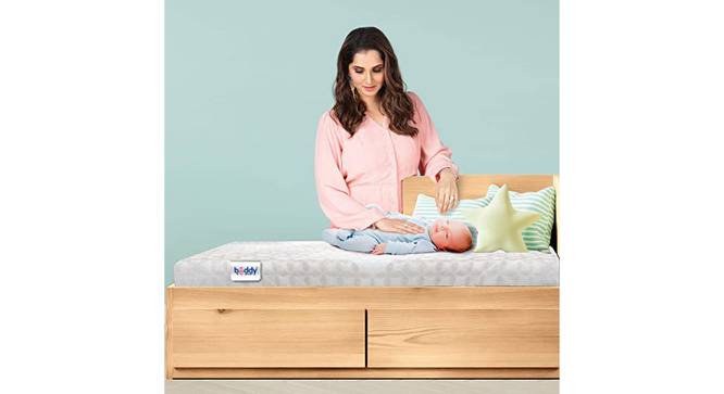 Beddy Nest Natural Mattress (33 x 18 in Mattress Size, 2 in Mattress Thickness (in Inches)) by Urban Ladder - Front View Design 1 - 605973