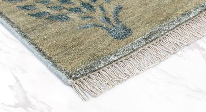 Dasht Green Floral Hand-knotted Wool 8x5 Feet Carpet (Green, 244 x 152 cm  (96" x 60") Carpet Size) by Urban Ladder - Cross View Design 1 - 613570