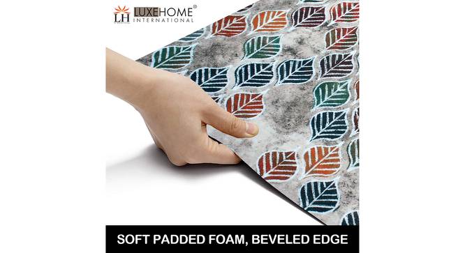 Meadow Grey Abstract Plastic 60x24 inches Runner (Grey) by Urban Ladder - Front View Design 1 - 636882