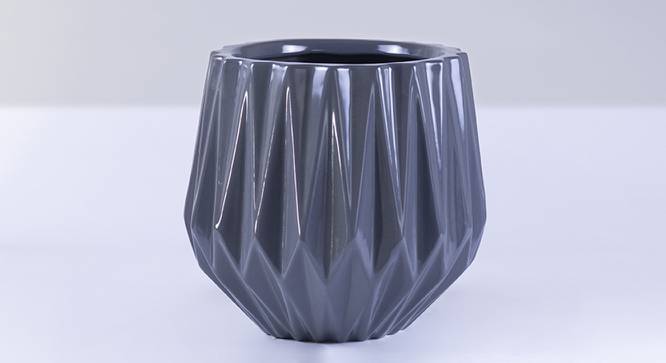 Amelia Grey Ceramic Planter (Grey) by Urban Ladder - Front View Design 1 - 648801