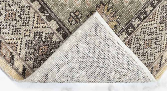 Castlehill Hand Knotted Monochrome Woollen and Cotton Rug (Monochrome, 8 x 5 Feet Carpet Size) by Urban Ladder - Cross View Design 1 - 673191