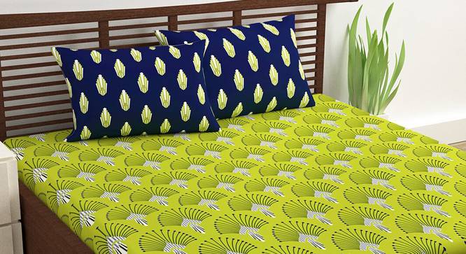Divine Casa Cotton 2 Double Bedsheet with 4 Pillowcover-White & Green (Queen Size, Multicoloured) by Urban Ladder - Front View Design 1 - 678569
