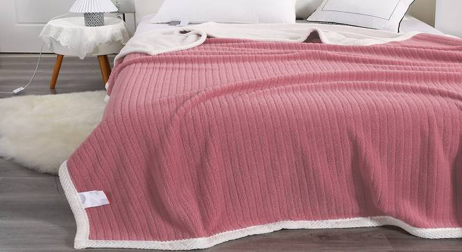 URBAN DREAM FASHION STRIPES SOLID LIGHT CORAL RED BLANKET (Red) by Urban Ladder - Cross View Design 1 - 697219
