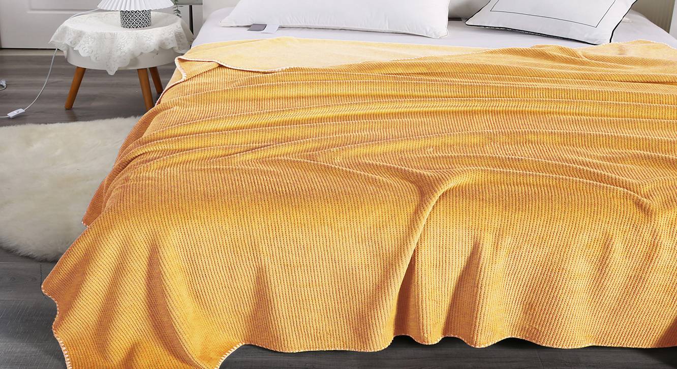 Yellow Solids 220 GSM Velvet Double Size Blanket Urban Ladder