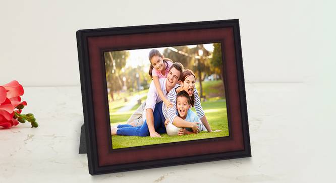 Single Photo Frames ELE86SNGLFEM0086 (Maroon) by Urban Ladder - Front View Design 1 - 699940