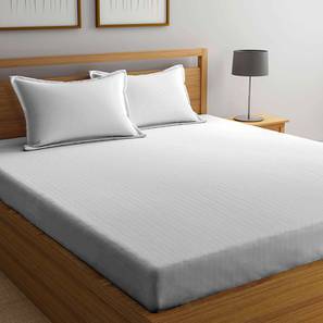 Bedsheets Design White Geometrics 300 TC Poly Cotton Double Size Bedsheet with 2 Pillow Covers