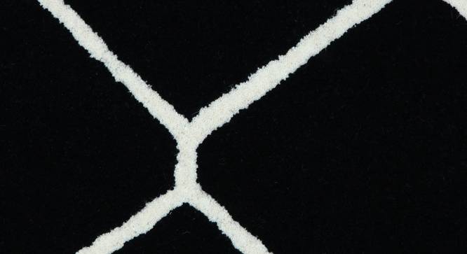 Black Trellis Hand Tufted Carpet 5X8 Feet (Black, 152 x 244 cm  (60" x 96") Carpet Size) by Urban Ladder - Design 1 Side View - 722261