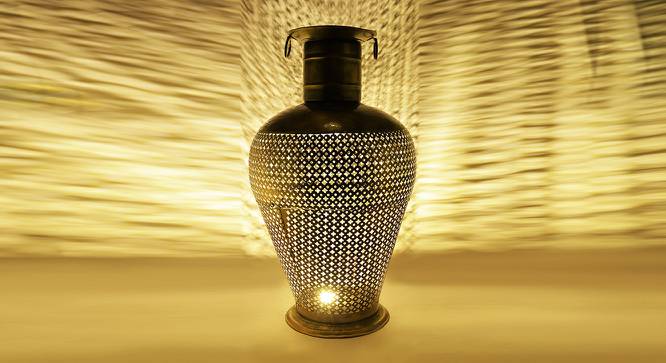 Metal Lamp TLTJ2146C (Gold) by Urban Ladder - Design 1 Side View - 729400