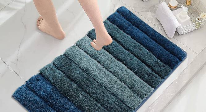 Bathmat 2500 GSM Microfiber Anti Skid Slip Water Absorbent   Machine Washable and Quick Dry Luxury Mats for Bathroom, Kitchen, Entrance-hunter green (Hunter Green) by Urban Ladder - Front View Design 1 - 752158