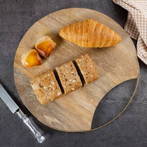 Cutlery Design Mango Wood Chopping Board With Metal Handle (Brown)