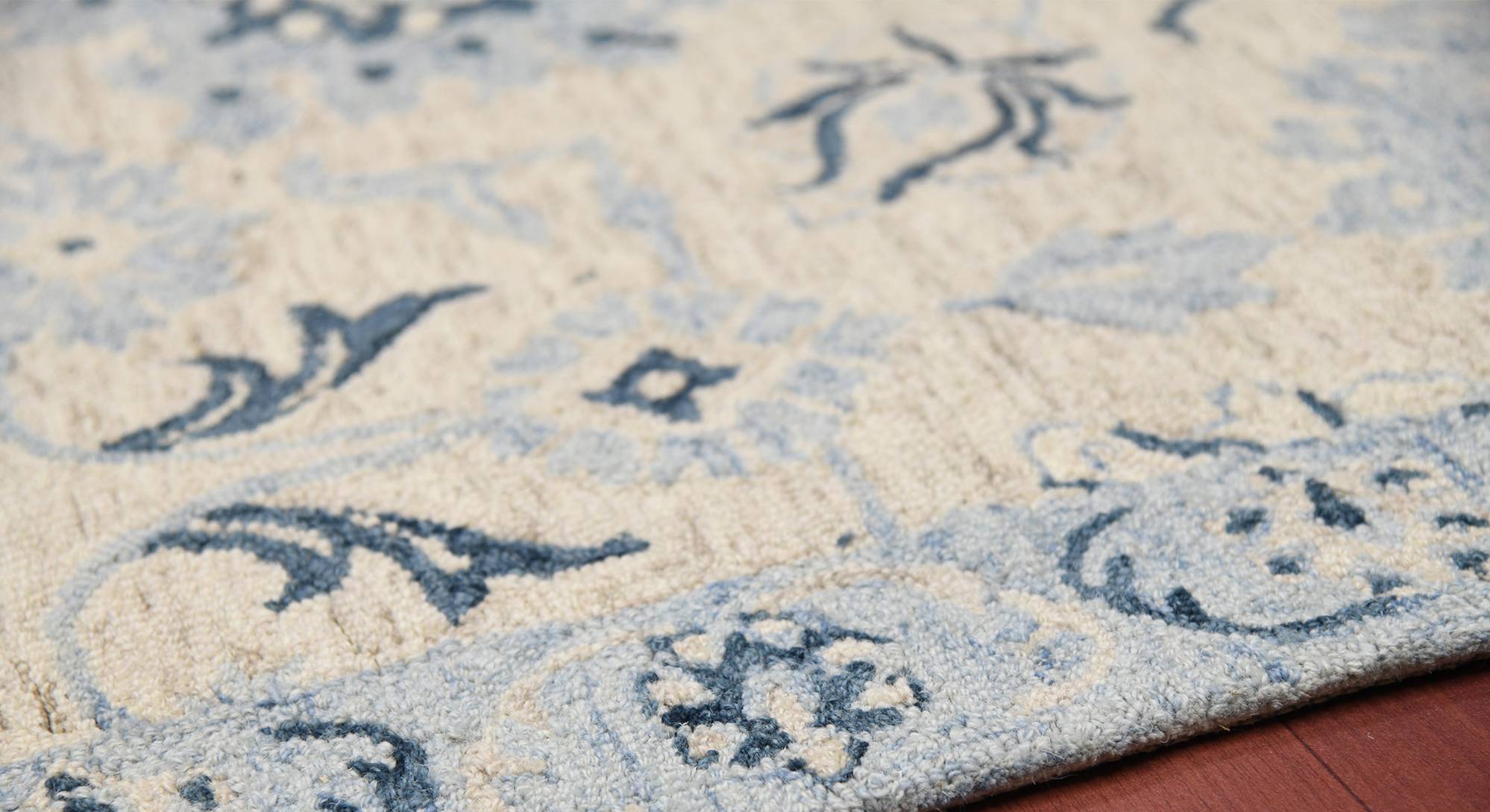 Light Blue Wool Carpet 4 X 6 Feet Urban Ladder