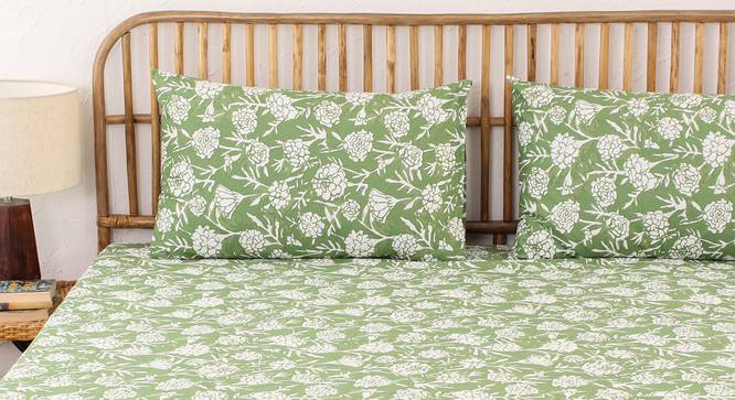 Genda Phool Fitted Cotton Bedsheet Set (Green, King Size) by Urban Ladder - Design 1 Side View - 870050