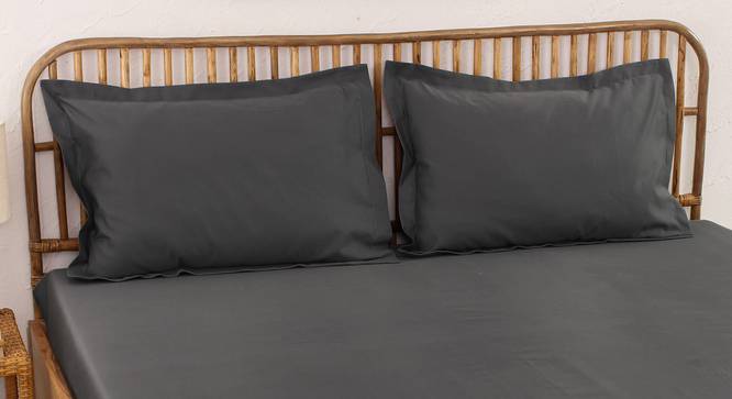 Pepper Cotton Bedsheet Set (Grey, Double Size) by Urban Ladder - Ground View Design 1 - 870052