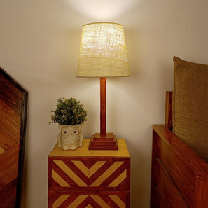 Table Lamps In Goa Design Babel Wooden Table Lamp with  Brown Base and  Premium White Fabric Lampshade (Brown)