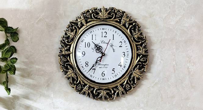 kivaha Wall clock (Brown) by Urban Ladder - Design 1 - 