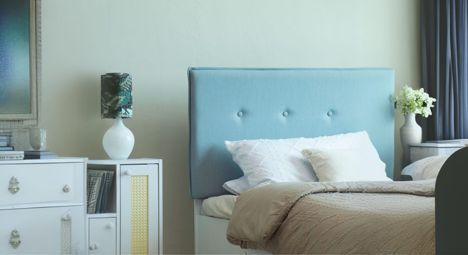 Virabhad Engwitheered Wood Bed En White Fwithish (Queen Bed Size, White Finish, Box Storage Type) by Urban Ladder - - 