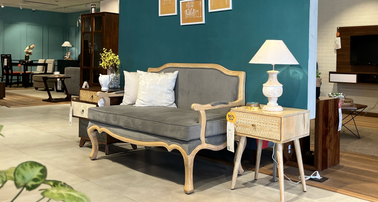 Furniture Store In Creaticity, Pune