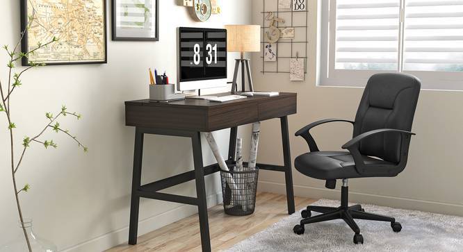 Barry Study Chair Urban Ladder