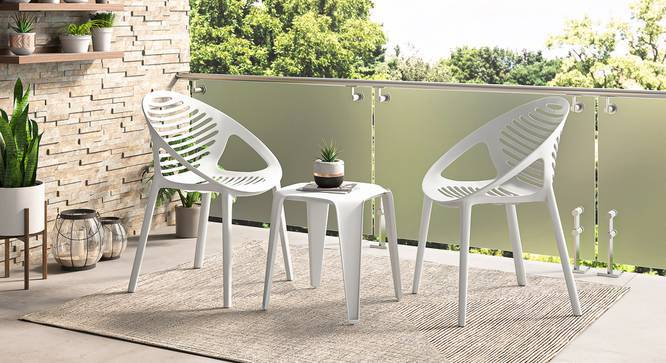 White plastic discount patio table