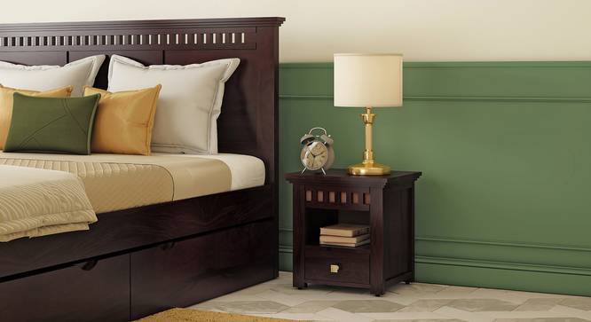 Urban ladder store bedside table